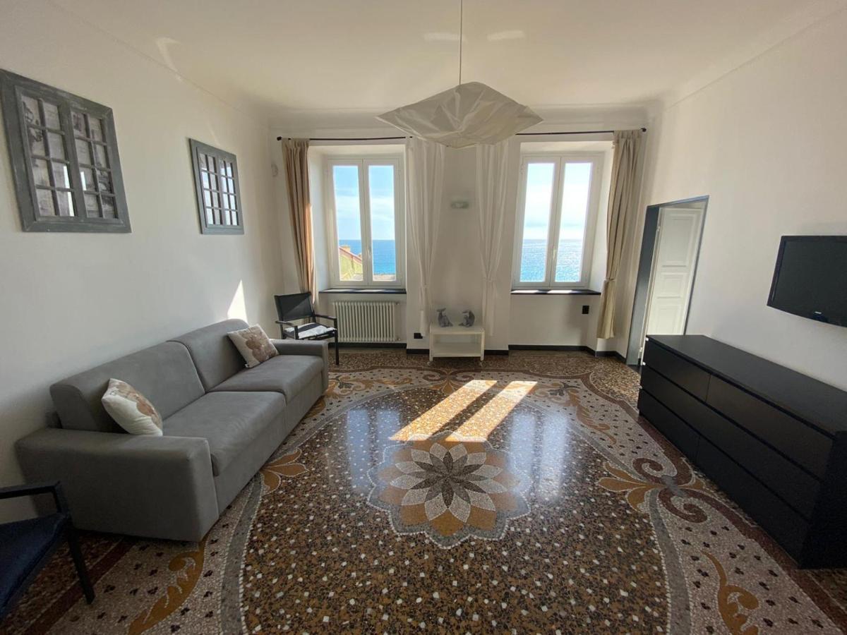 Infinity Mare/Monti Apartment Camogli Luaran gambar