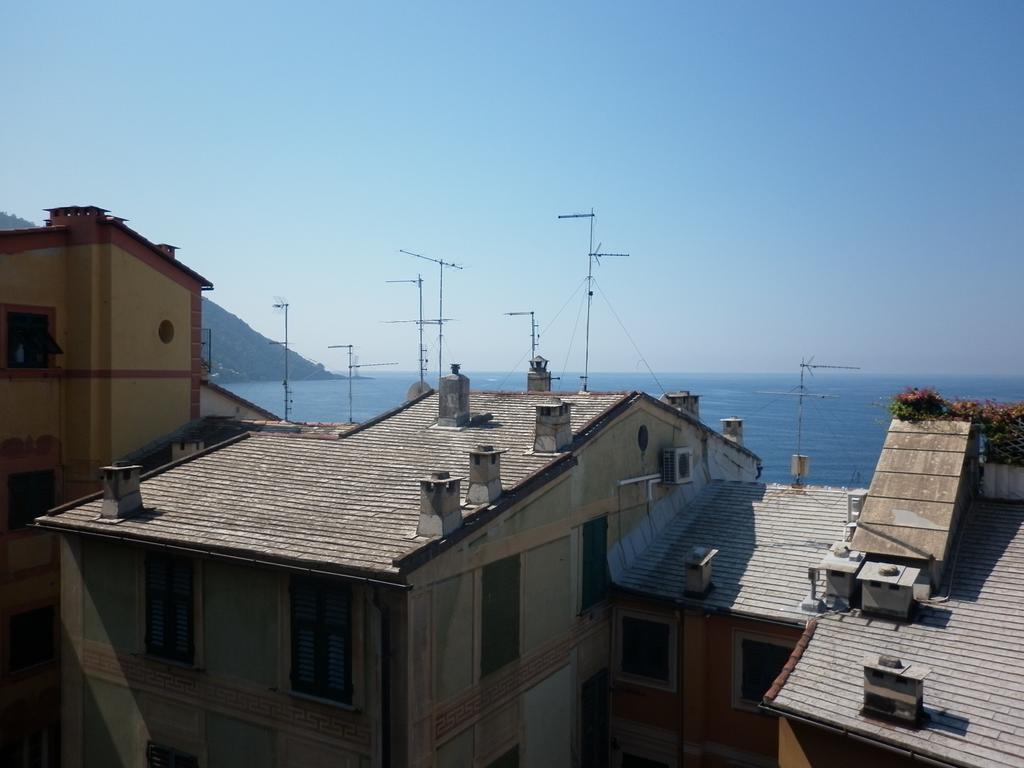 Infinity Mare/Monti Apartment Camogli Luaran gambar